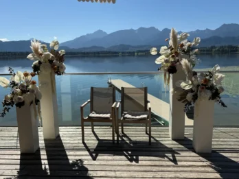 Freie Trauung am Hopfensee 2026: Heiraten mit Bergblick